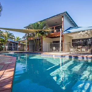 https://the-edge-on-beaches.queenslandhotels.net
